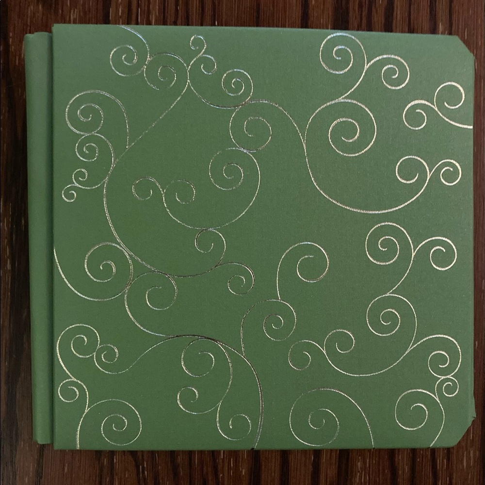 Creative Memories Scrapbook Set